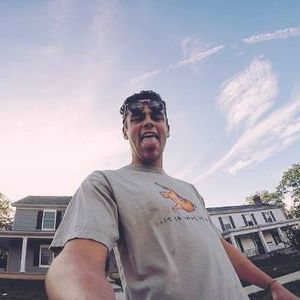 Meet your Posher, Dylan